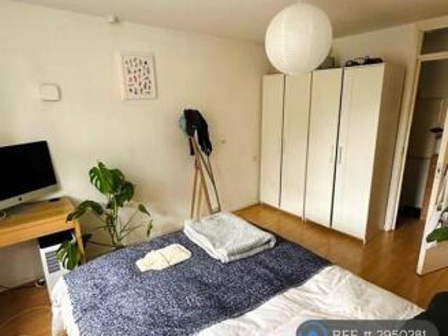 Flat for rent in Cat Hill