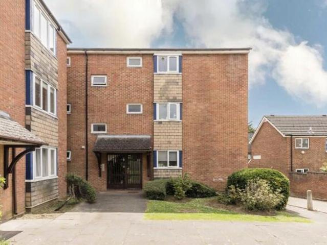 Flat for rent in Greater London