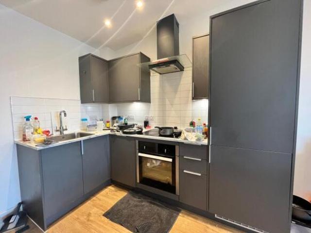 Flat for rent in Lee Bank, Greater Manchester