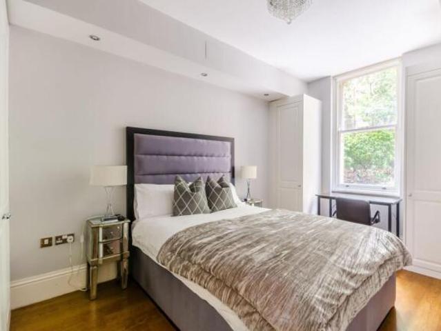 Flat for rent in Cat Hill