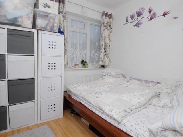 Flat for rent in Cat Hill