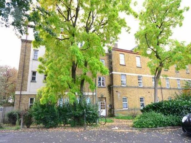 House for rent in Lyons, Greater London