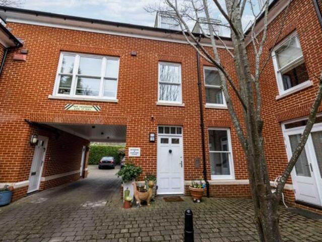 Flat for rent in The Bridge, Kent