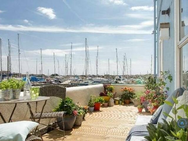 House for rent in West Sussex