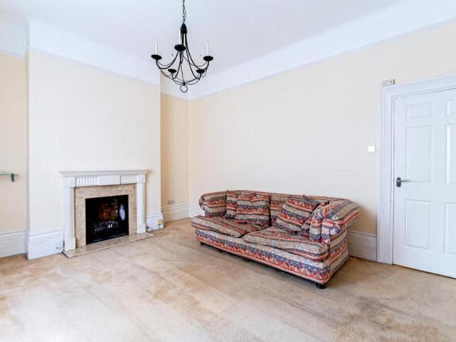 Flat for rent in Wanstead, Greater London