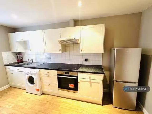 House for rent in Chipping Hill