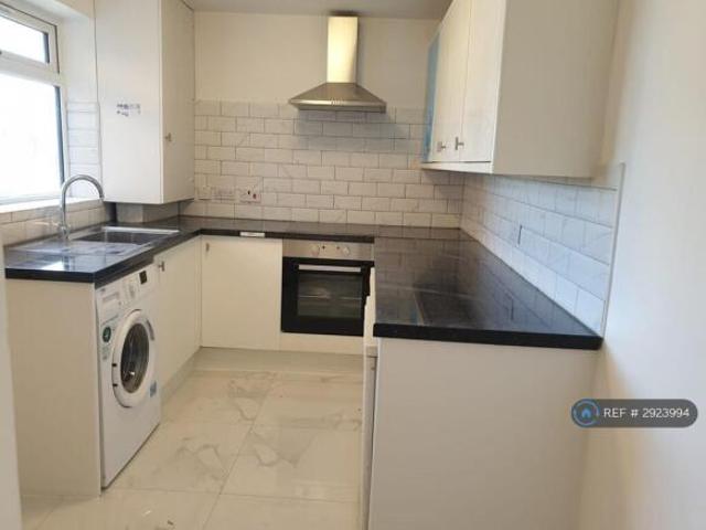 Flat for rent in Cat Hill