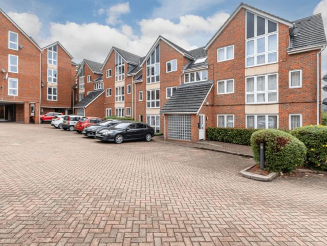 Flat for rent in Sherwood, Sandown Park