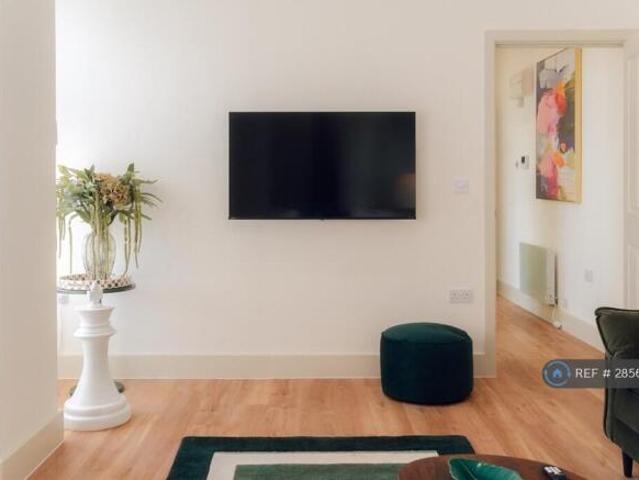 Flat for rent in Dromore, Oxfordshire