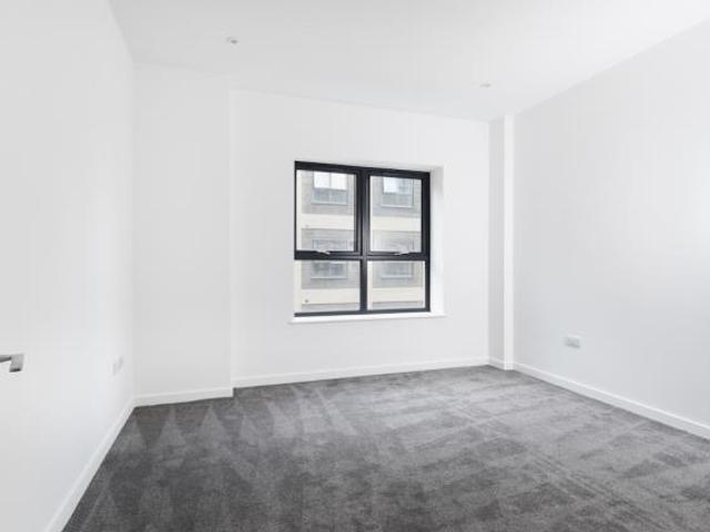 Flat for rent in Swindon, England