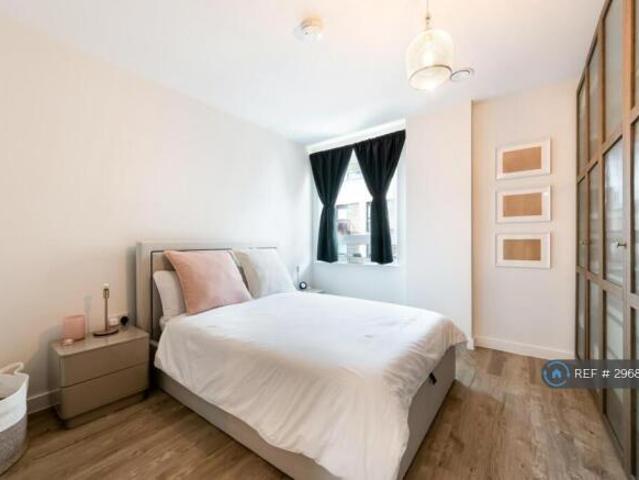 Flat for rent in North Woolwich, Greater London