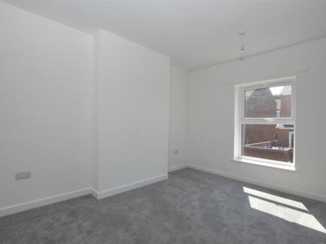 Flat for rent in New Catton, East Bank