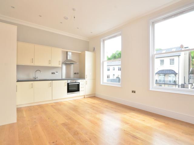 Apartment for rent in Tulse Hill, Greater London