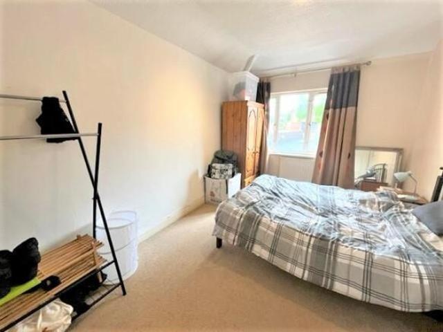 Flat for rent in Metchley, Birmingham
