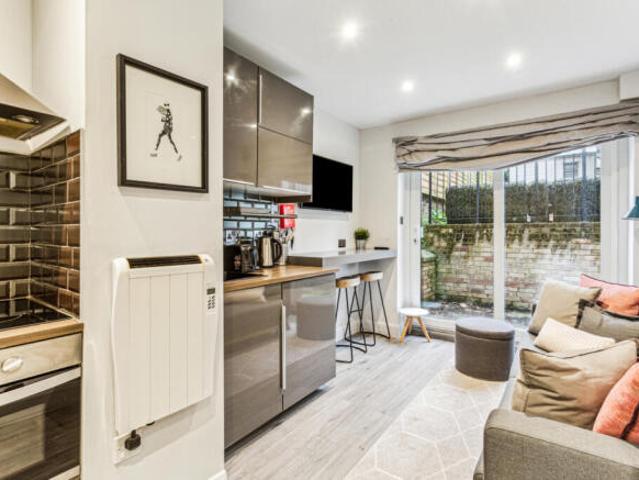 Flat for rent in Camden Town, Greater London