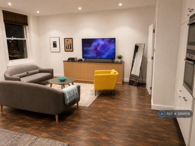 Flat for rent in Cat Hill
