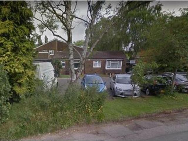 House for rent in Surrey