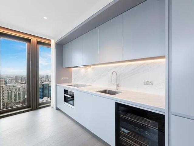 Flat for rent in Cat Hill
