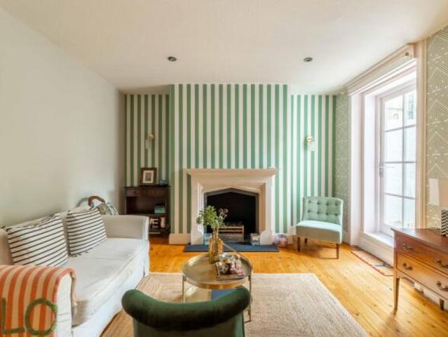 Flat for rent in Cat Hill