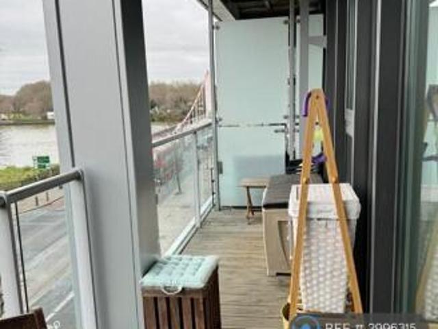 Flat for rent in Cat Hill