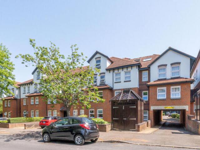 Flat for rent in Greater London