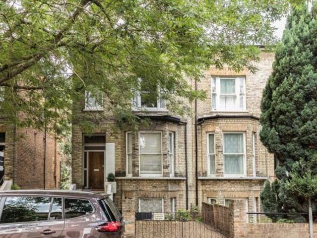 Flat for rent in Greater London
