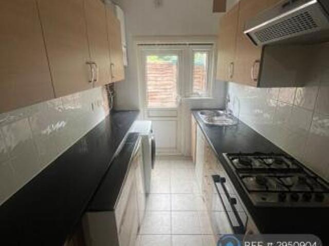 Flat for rent in Cat Hill