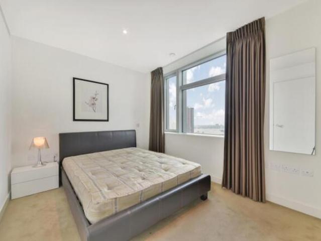 Flat for rent in Cat Hill