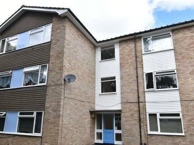 House for rent in Surrey