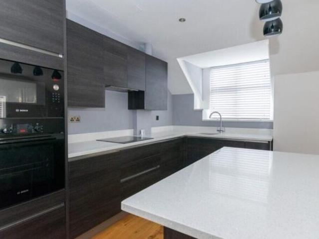 Flat for rent in Roundhay, West Yorkshire