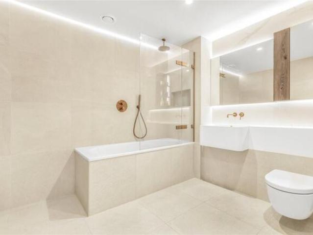 Flat for rent in Cat Hill