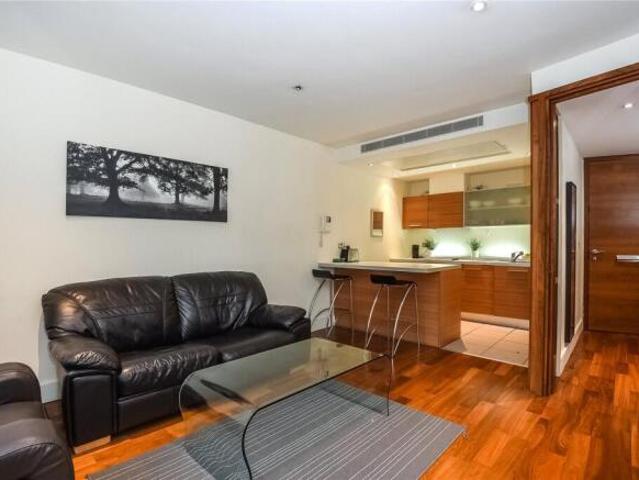 Flat for rent in Cat Hill