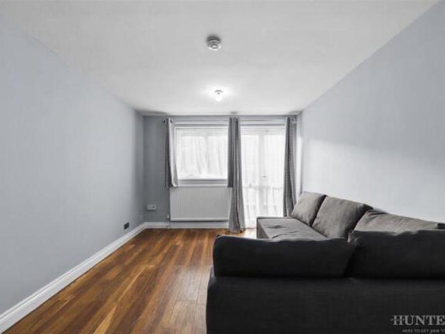 Flat for rent in Cat Hill, Isle Of Man
