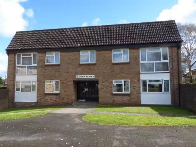 House for rent in Winterbourne