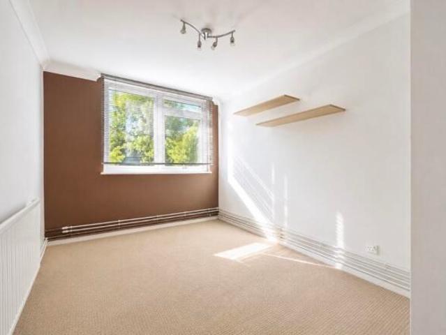 Flat for rent in Eltham, Greater London