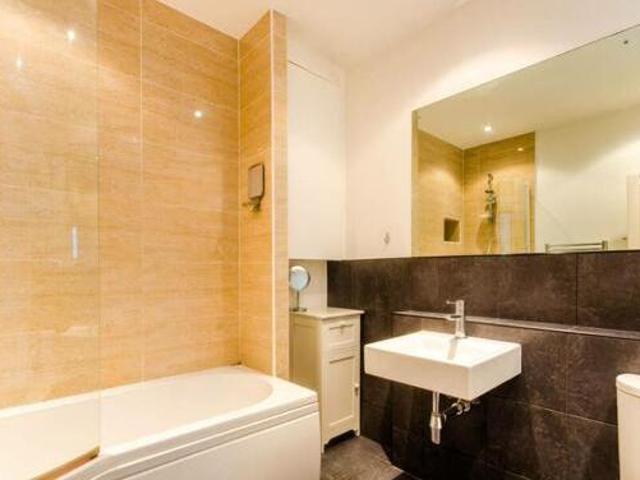 House for rent in Lyons, Greater London