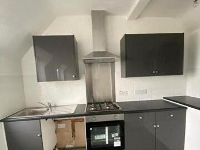House for rent in Follaton, Strode