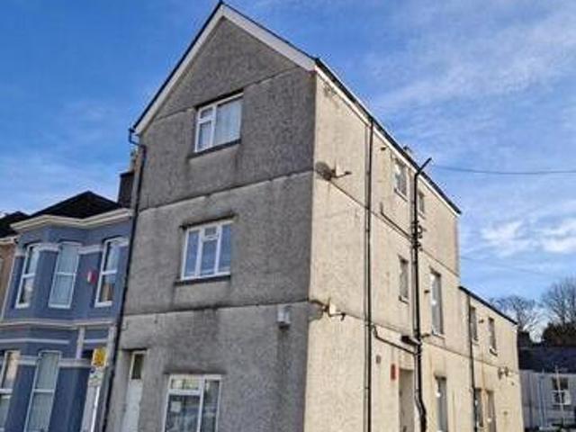 House for rent in Follaton, Strode