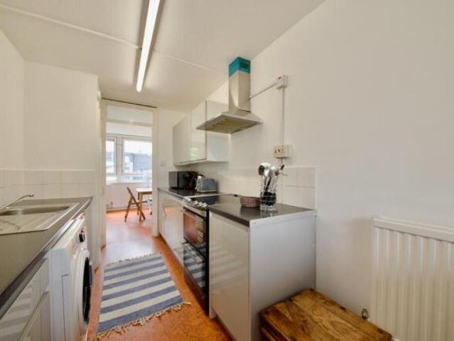 Flat for rent in Cat Hill