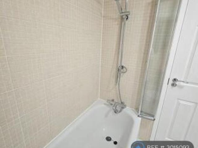Flat for rent in Cat Hill