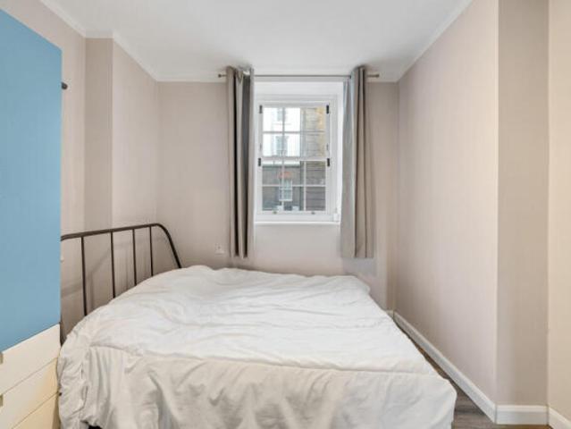 Flat for rent in Cat Hill