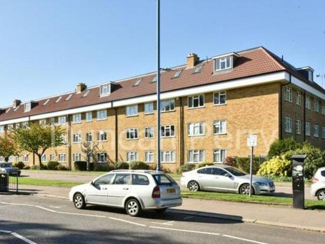 House for rent in Potters Bar, Hertfordshire