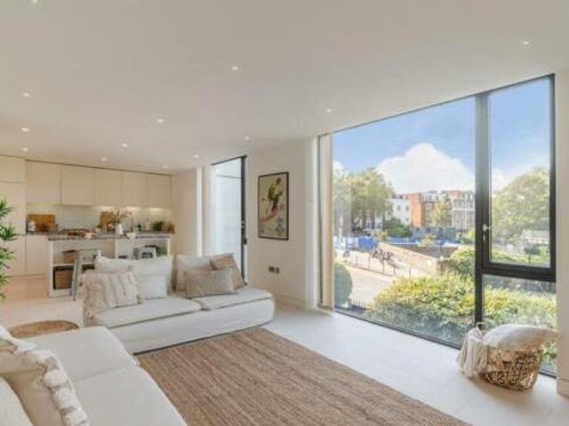 House for rent in Lyons, Greater London