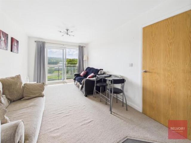 Flat for rent in Nangreaves, Wales