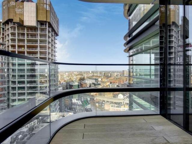 Flat for rent in Cat Hill, England