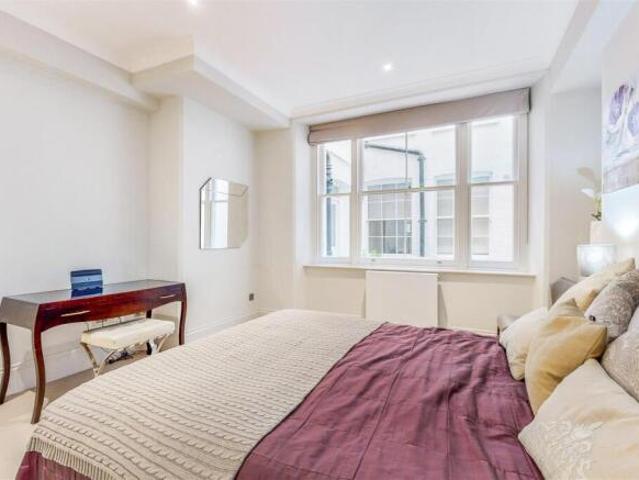 Flat for rent in Greater London
