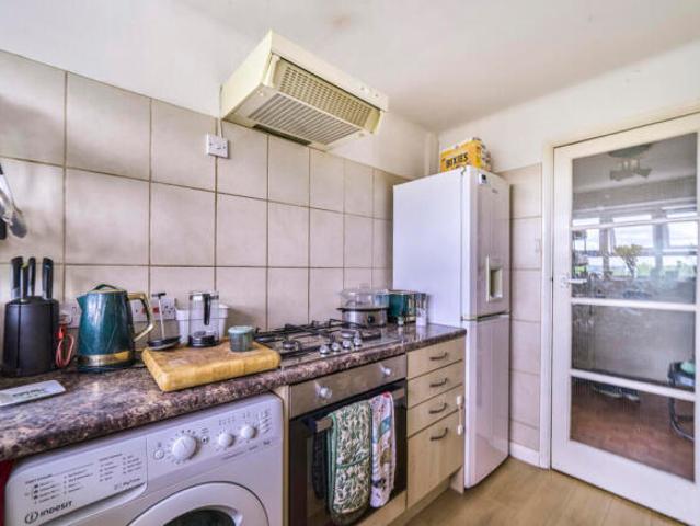 Flat for rent in Cat Hill