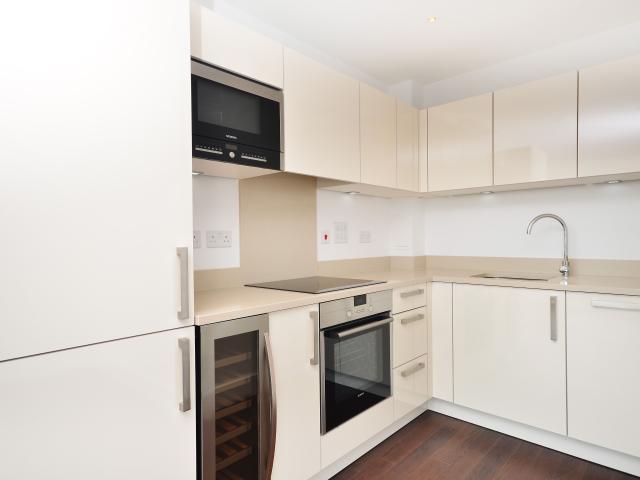 Apartment for rent in Highbury, Greater London
