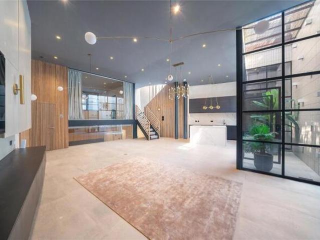 Flat for rent in Cat Hill