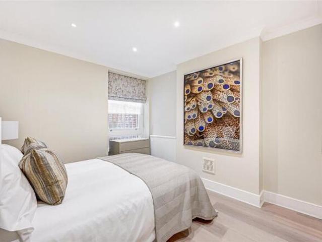Flat for rent in Ralston, Glenburn